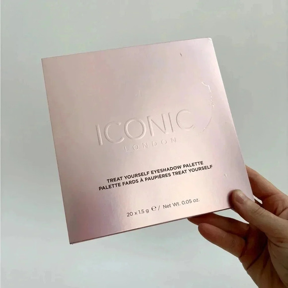 NWT ICONIC LONDON Treat Yourself Eyeshadow Palette - Picture 4 of 13